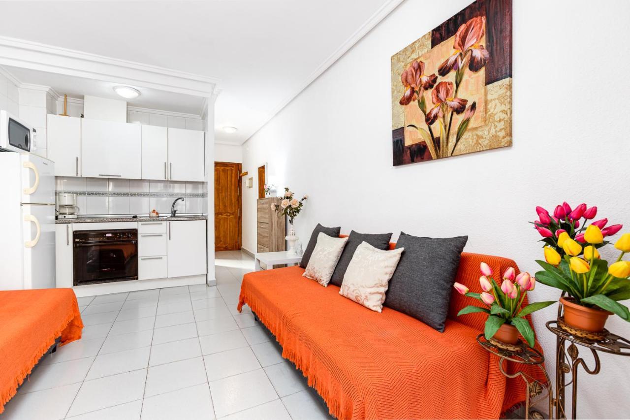 Apartment Studio Relax Almudena Torrevieja Exterior foto